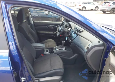 2019 Nissan Rogue S z USA, uszkodzony, nr VIN 5N1AT2MT7KC738645